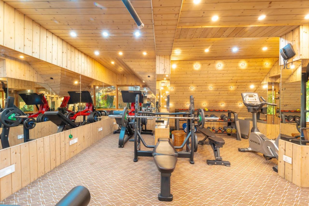 Hotel Mirage Srīnagar Eksteriør bilde