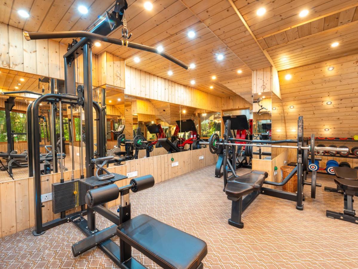 Hotel Mirage Srīnagar Eksteriør bilde